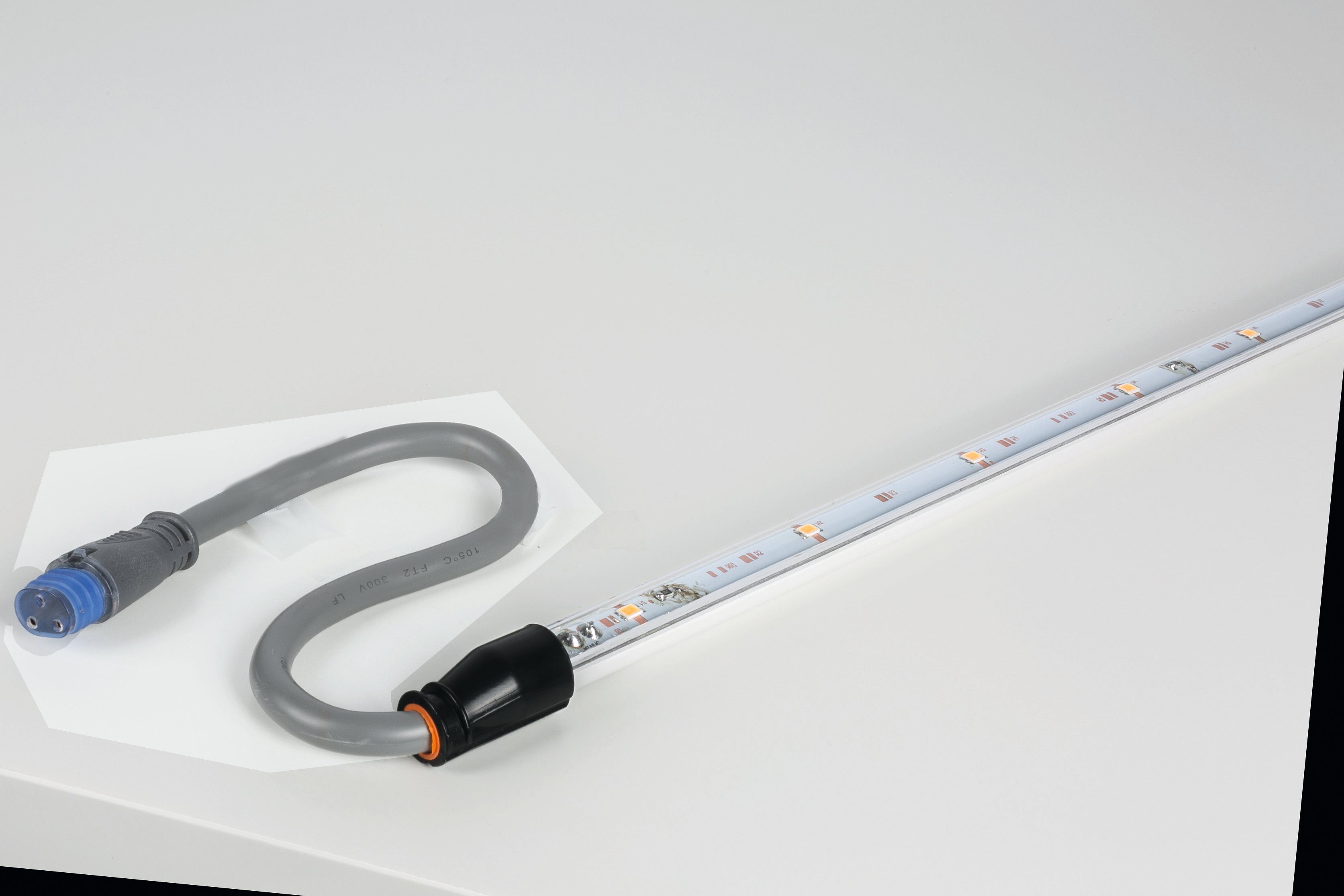 TULEX-HO-120-Junglite LED tubelight 48V